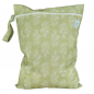 Preview: Blümchen Windelsack/ Wetbag PUL mit Zip FLORAL green (Made in Turkey)