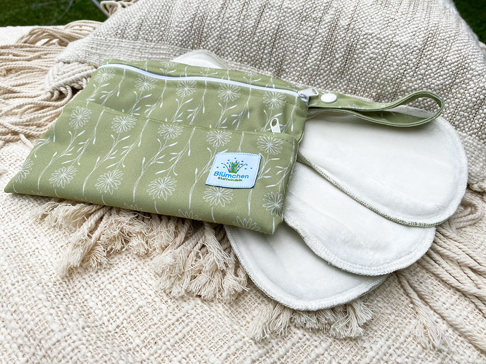 Blümchen waterproof menstrual pads hemp bamboo complete pack