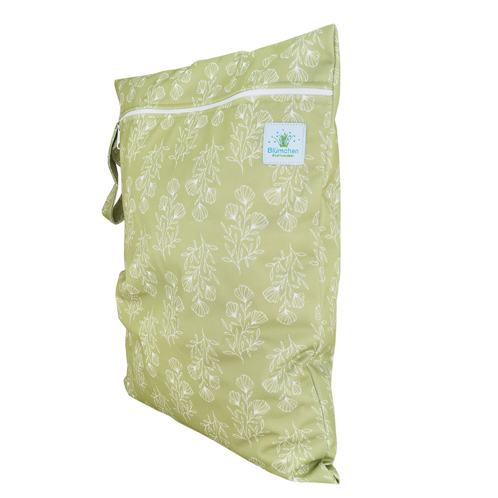 Blümchen Windelsack/ Wetbag PUL mit Zip FLORAL green (Made in Turkey)